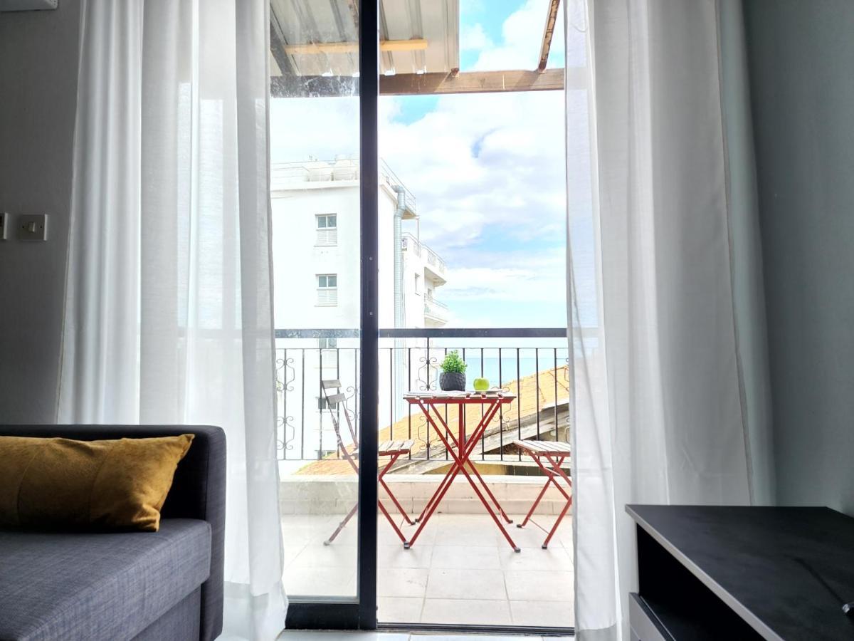 Kay'S City & Seaview One Bedroom Apartment Larnaca Exterior photo